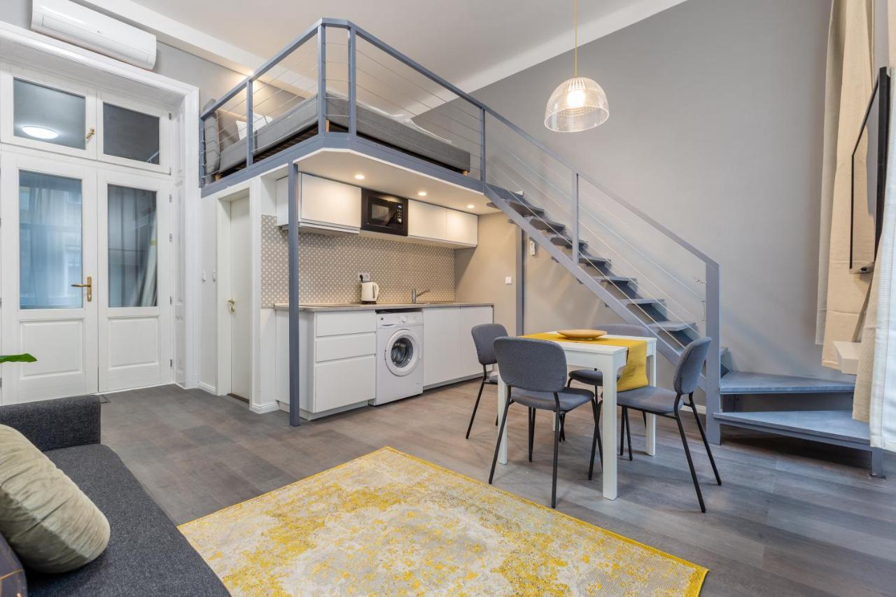 W33 - Prime Location - Comfortable Quality By Bqa *